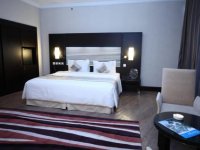 فندق هوليدي فيلا (Holiday Villa Hotel & Residence)